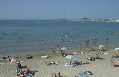 Bandol Apartment | 50m Plage T2 Grande Terrasse Vue Mer Climatisé Piscine Chauffée, Parking clos gratuit