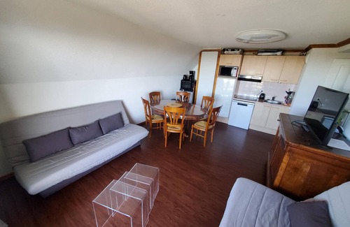 Besse-et-Saint-Anastaise Apartment | 5154b