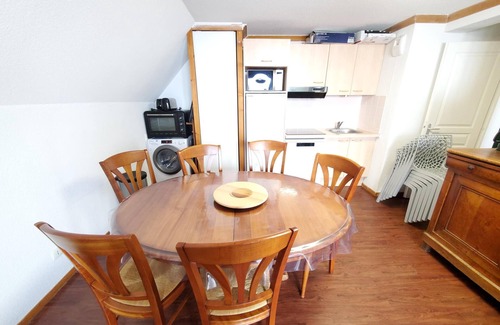 Besse-et-Saint-Anastaise Apartment | 5154b