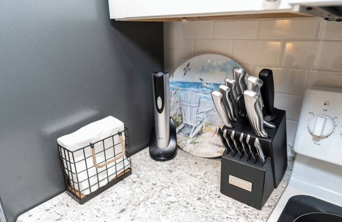 Saint Helena Island Apartment | 517 Sunsuite - New to VRBO! Resort Access Included!