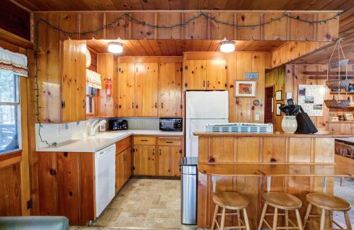 North Wawona House | 53 Creekside Cabin