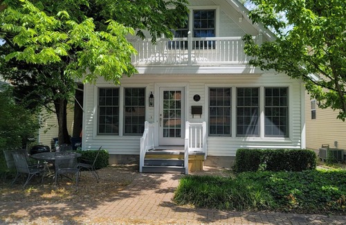 Lakeside Cottage | 533 Sycamore in Lakeside