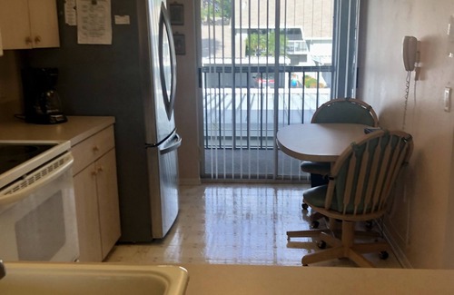 Venice Condo | 55+ Active Friendly Community