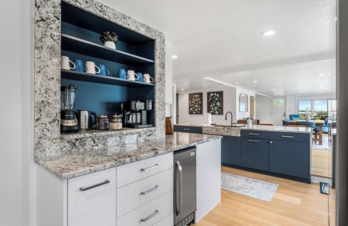 Prudenville House | 5BD LAKEHOUSE