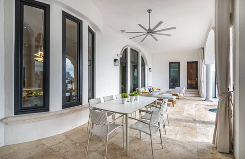 Seybold House | 5BR/5.5BTH Miami Waterfront Villa w/Pool