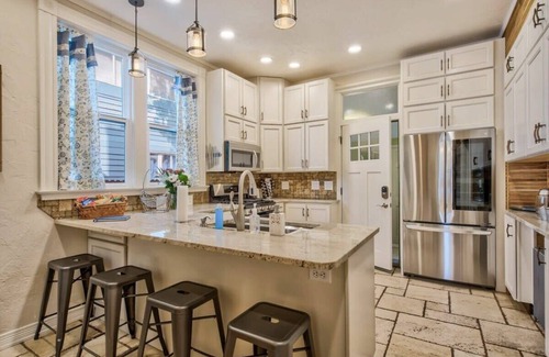 Central Colorado Springs House | 5BR Charm|Hot Tub & Fire Pit|Downtown