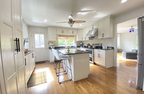 Shinnecock Hills House | 5BR, Luxury Home, Pool, Large Yard , Close to Beach & Town