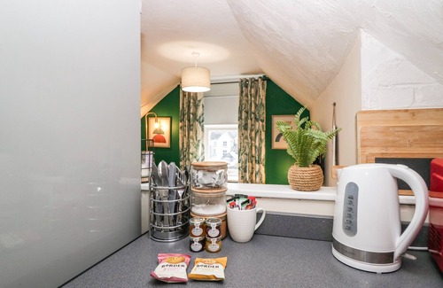 Whitehaven Cottage | 5C QUEEN STREET, pet friendly, country holiday cottage in Whitehaven