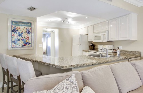 Xanadu Condo | 5min Walk to Jupiter Beach From this Cozy Condo