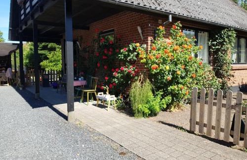 Billund Apartment | 5minute walk to LEGO house - Ground floor apartment with garden