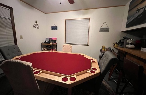 Pocono Summit Ski Chalet | 5Minutes to Kalahari - HolidayChaletPA walk to lake poker/pool table games.