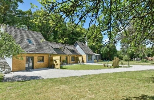 Camiers House | 6/8 person apartment with garden, forest and 5 min from the beach