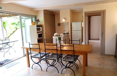 Les Vans House | 6/8 person gîte, all comforts in a family gîte village