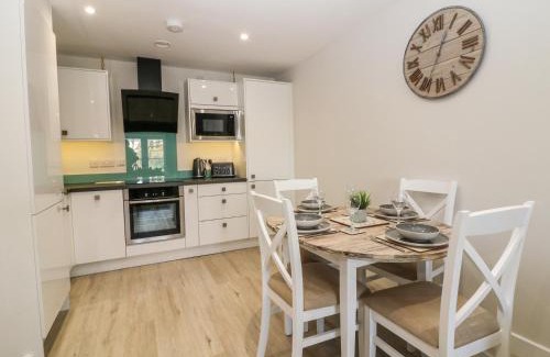 Benllech Apartment | 6 Bay View