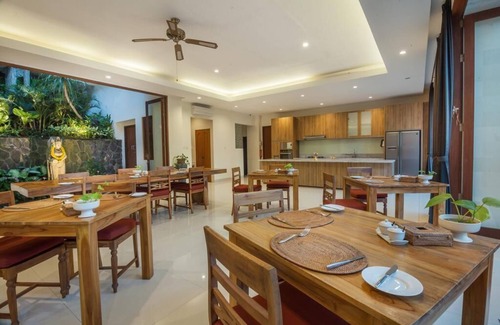 Melayang Villa | 6 Bed Room Valley Villa With Infinity Pool+Breakfast+Kitchen
