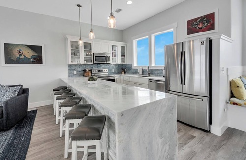 Navarre Beach House | 6 Bedroom/4 full baths/3 half baths/Gulf View/ Blu Vue
