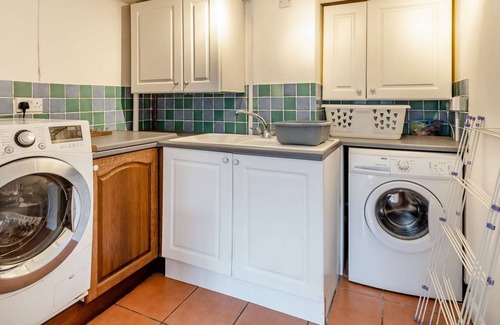 Castlemorris Cottage | 6 bedroom accommodation in Castle Morris