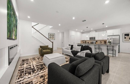 Florida Central Atlantic Coast House | 6 Bedrooms/4.5 Bathrooms/Solara (2343CS)