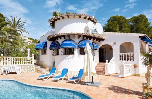 Moravit Villa | 6 Beds, 4 Bath, Summer Kitchen, Super Seaview, Close to the Sea, Big Terraces