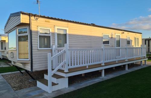 Ingoldmells House | 6 Berth Central heated on The Chase (Balmoral)