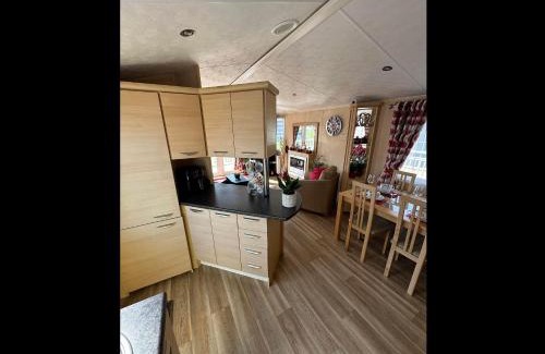 Ingoldmells House | 6 berth Waterside Ingoldmells Skegness J4 Santanavan 10