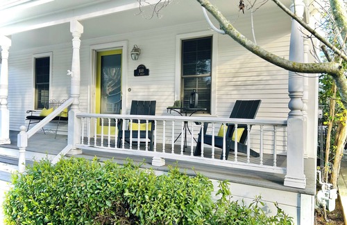 Napa House | 6 Blocks Downtown Napa! Wine Makers Estate,Non-Hosted.Private Hot Tub & Fire-Pit