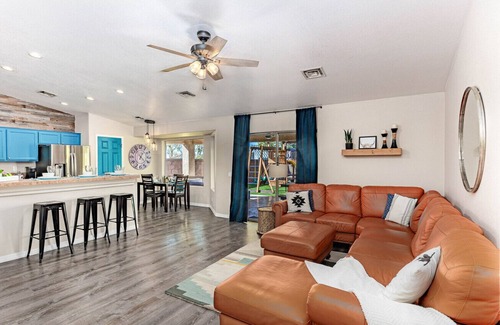 Lake Havasu City House | 6 BR | Pool | Playground | Sleeps 20 | Avalon Havasu