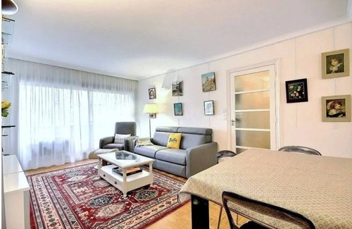 Palm Jumeirah Villa | 6 br villa on frond b- dubai