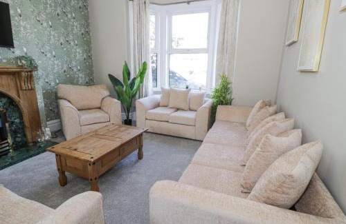 Colwyn Bay House | 6 Canning Road