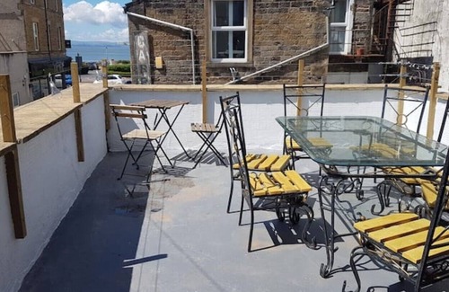 Morecambe Apartment | 6 EDEN BAY -20 metres from MORECAMBE BAY