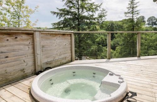Dobwalls House | 6 Lake View