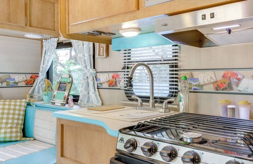 Wimberley Apartment | 6 Mi to Wimberley Square: 'Happy Days Cruiser'