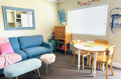 North End Condo | 6 min Walk to Beach-Boardwalk for Fall Enjoyment. Ocean is always here!