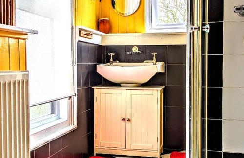 Glastonbury House | 6 Park Terrace