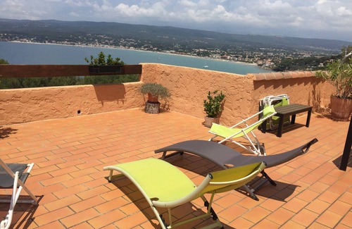 La Madrague Apartment | 6-person duplex apartment, 55 m2 terrace, exceptional sea view.