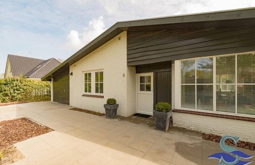 Oostkapelle House | 6-person holiday bungalow in Oostkapelle