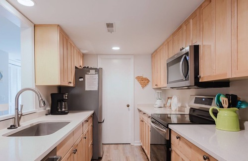 Shipyard Plantation Condo | 6 Sailmaster Commons - Updated 2 Bedroom Shipyard Condo