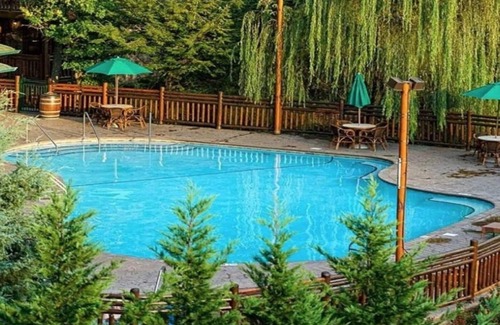 Gatlinburg Villa | 60% OFF! 187/day weekly rates Westgate Smoky Mtn Resort Gatlinburg - sleeps 4/8