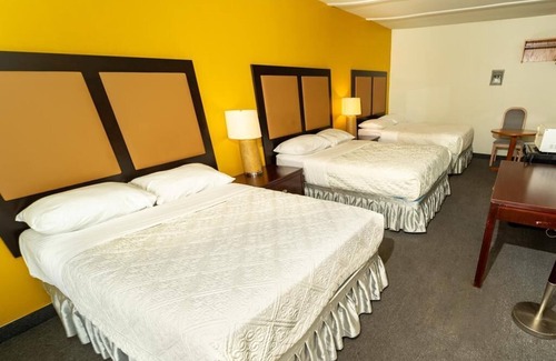 Niagara Falls Hotel | 6032 Persepolis Inn