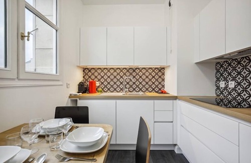 Quartier de la Porte-Saint-Denis Apartment | 607 Suite Paradis - Superb apartment in Paris