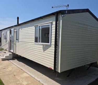 Berrynarbor Resort | 61, Stowford Gardens