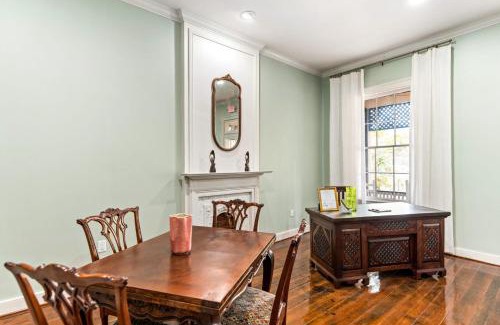 Natchez House | 610 Franklin - 3 Bed, 3 Bath, Duplex, Heart of Downtown