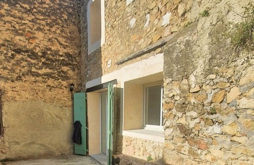 Mornas Apartment | 65 m2 apartment renovated in Provence