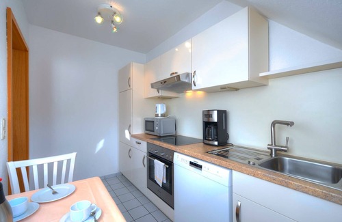 Fehmarn Apartment | 65sqm apartment on the golf course OG - Camping and holiday park Wulfener Hals