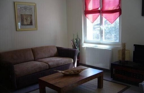 Coupvray Apartment | 668 ft2 (62M2) APARTMENT HOUSE, 9 MIN OF DISNEYLAND PARIS, CHESSY AND 30 MINUTES