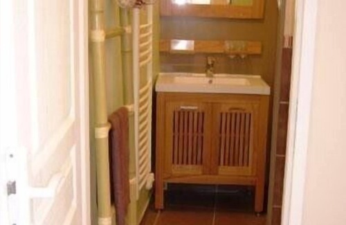 Coupvray Apartment | 668 ft2 (62M2) APARTMENT HOUSE, 9 MIN OF DISNEYLAND PARIS, CHESSY AND 30 MINUTES