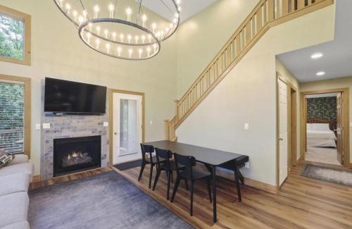 Boyne Falls House | 678 Disciples Village Unit