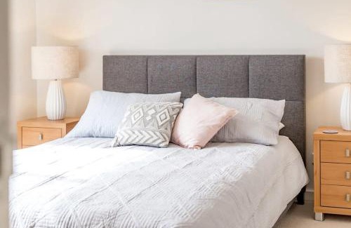 Goolwa South House | 69 Shepherd Ave Goolwa South - BYO Linen