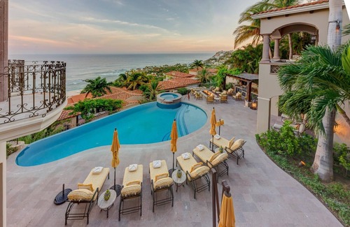Rancho Cerro Colorado Villa | 6BR Luxury Home in Del Mar