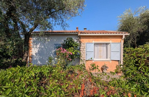 Cisano House | 6P-family-house, 950m2 garden, 25m2 terrace, near lake 150m, near village 400m
